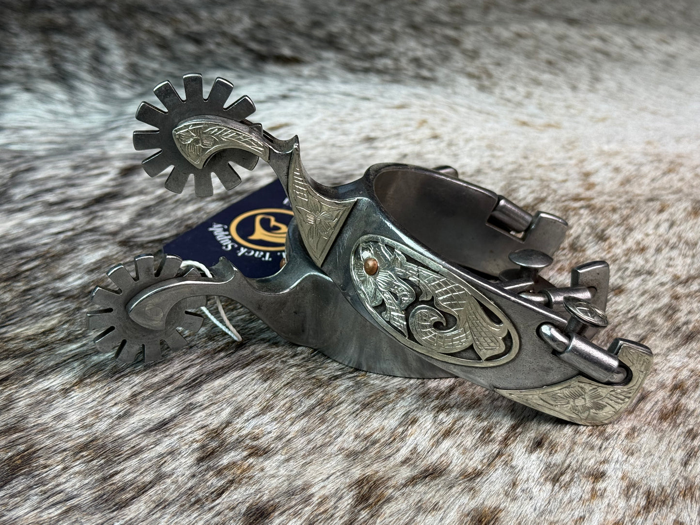 Oval Floral Spurs (12 Point)